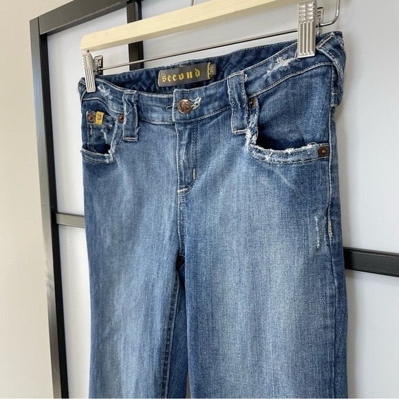Vintage Second Brand Low Rise Flare Leg Distressed Ombre Blue Denim Jean - Picture 3 of 13